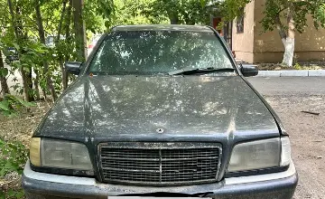 Mercedes-Benz C-Класс 1995 года за 1 000 000 тг. в Караганда фото 1