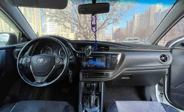 Toyota Corolla 2017 года за 7 800 000 тг. в Астана фото 4