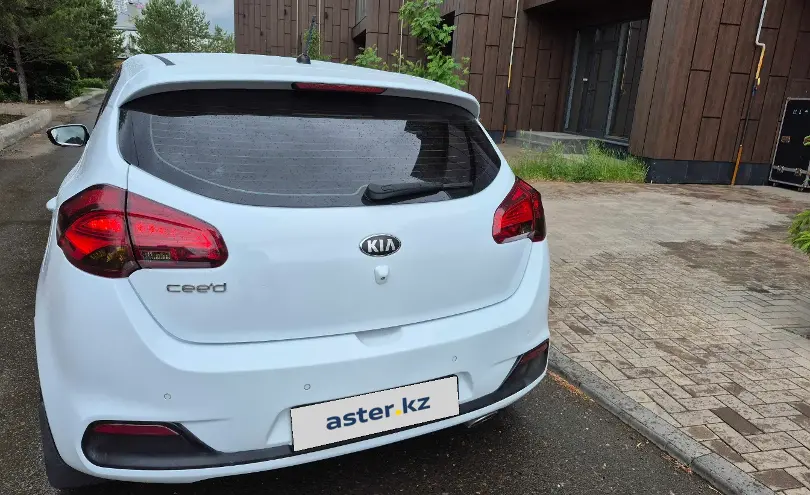 Kia Ceed 2013 года за 4 900 000 тг. в Уральск фото 3