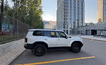 Toyota Land Cruiser Prado 2024 года за 28 000 000 тг. в Астана фото 3