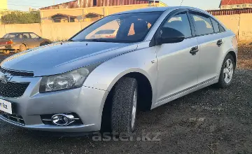 Chevrolet Cruze 2012 года за 3 300 000 тг. в Атырауская область фото 2