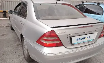 Mercedes-Benz C-Класс 2000 года за 2 500 000 тг. в Карагандинская область фото 2