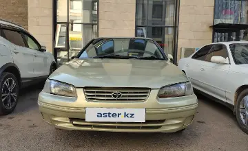 Toyota Camry 1998 года за 2 100 000 тг. в Астана фото 3