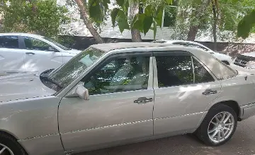 Mercedes-Benz E-Класс 1993 года за 1 690 000 тг. в Карагандинская область фото 2