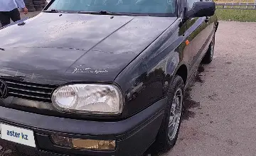 Volkswagen Golf 1994 года за 1 500 000 тг. в Караганда фото 2