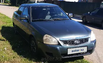 LADA (ВАЗ) Priora 2008 года за 700 000 тг. в Уральск фото 2