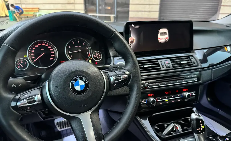 BMW 5 серии 2013 года за 8 500 000 тг. в Алматы