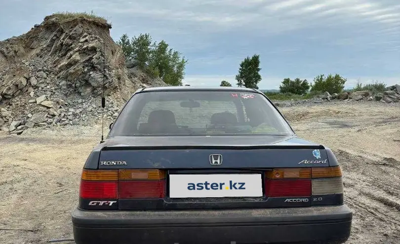 Honda Accord 1991 года за 800 000 тг. в Восточно-Казахстанская область