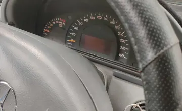 Mercedes-Benz C-Класс 2000 года за 2 500 000 тг. в Карагандинская область