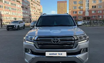 Toyota Land Cruiser 2015 года за 29 000 000 тг. в Атырауская область фото 2