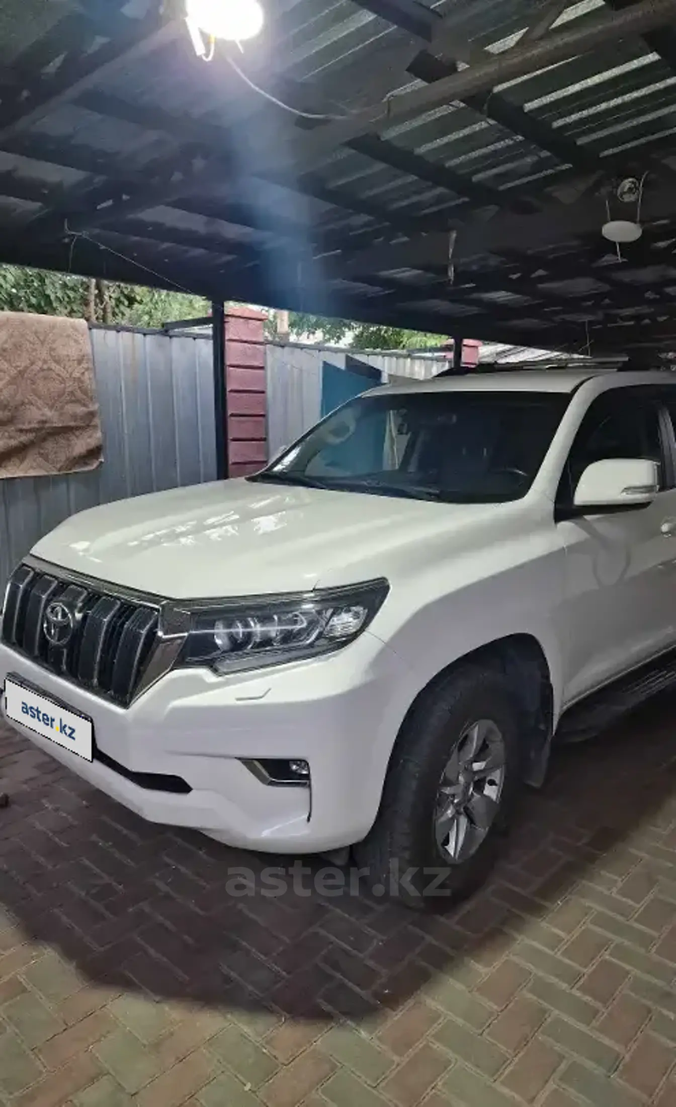 Toyota Land Cruiser Prado 2019 года за 19 000 000 тг. в Алматы фото 2