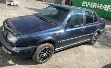 Volkswagen Vento 1993 года за 750 000 тг. в Караганда фото 1