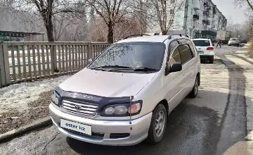 Toyota Ipsum 1997 года за 2 500 000 тг. в Усть-Каменогорск фото 2