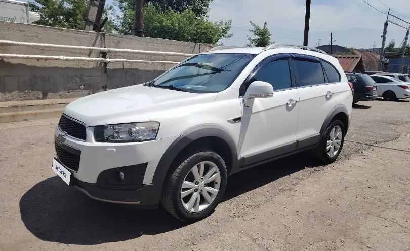 Chevrolet Captiva 2014 года за 6 500 000 тг. в Усть-Каменогорск фото 2
