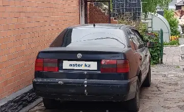 Volkswagen Passat 1995 года за 950 000 тг. в Караганда