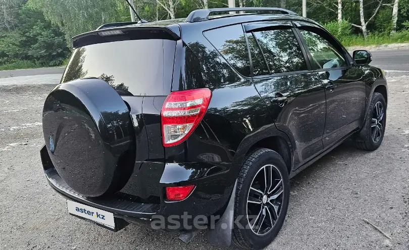 Toyota RAV4 2012 года за 8 500 000 тг. в Усть-Каменогорск