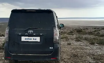 Toyota Voxy 2007 года за 6 200 000 тг. в Астана фото 4