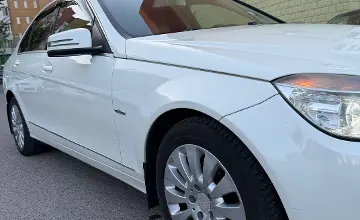 Mercedes-Benz C-Класс 2010 года за 6 500 000 тг. в Астана фото 3