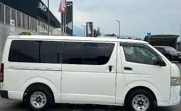 Toyota HiAce 2007 года за 2 800 000 тг. в Алматы