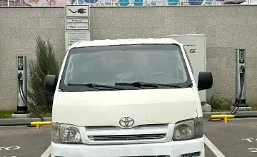 Toyota HiAce 2007 года за 2 800 000 тг. в Алматы фото 2