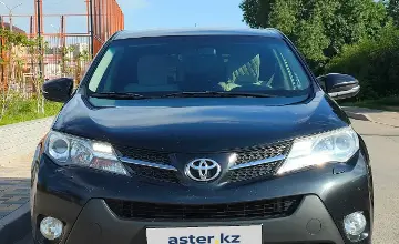 Toyota RAV4 2014 года за 9 500 000 тг. в Астана фото 2