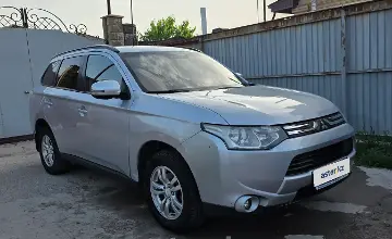 Mitsubishi Outlander 2012 года за 5 800 000 тг. в Алматы фото 2
