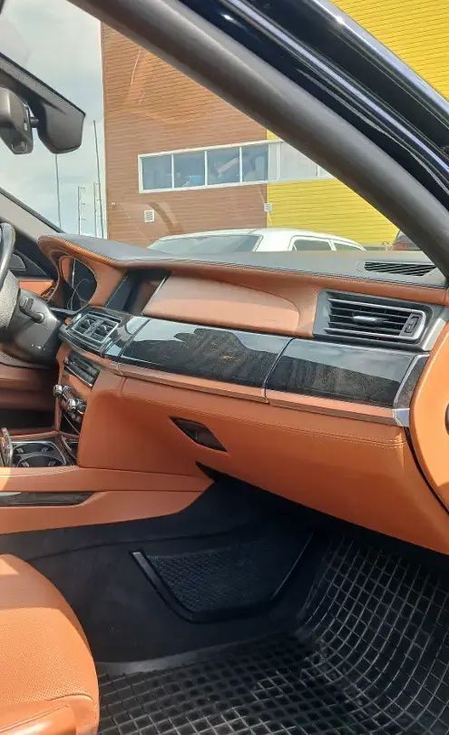 BMW 7 серии 2015 года за 14 500 000 тг. в Астана фото 4