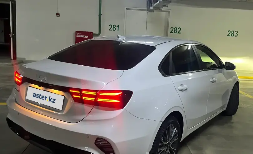 Kia Cerato 2022 года за 9 200 000 тг. в Алматы фото 3