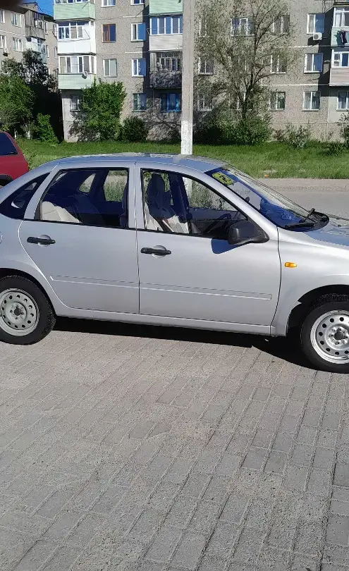 LADA (ВАЗ) Granta 2012 года за 2 900 000 тг. в Караганда фото 3
