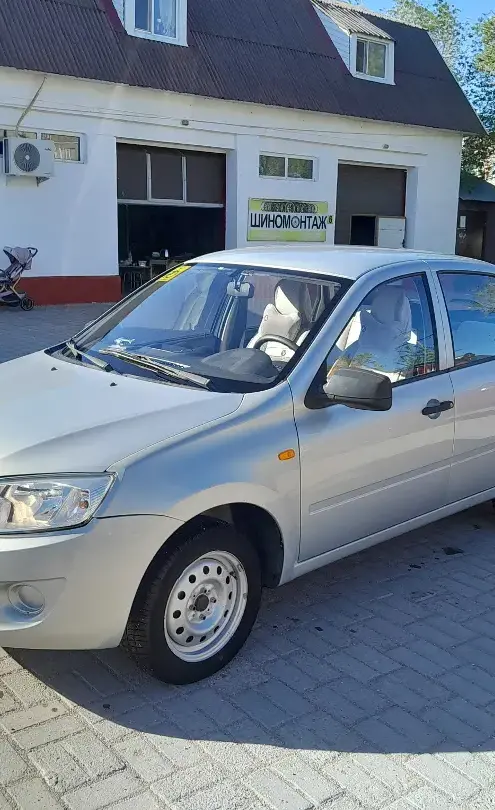 LADA (ВАЗ) Granta 2012 года за 2 900 000 тг. в Караганда фото 2