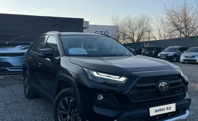 Toyota RAV4 2025 года за 20 000 000 тг. в Актобе