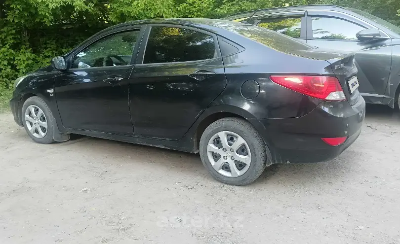 Hyundai Accent 2011 года за 4 200 000 тг. в Восточно-Казахстанская область фото 4
