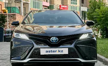 Toyota Camry 2020 года за 13 000 000 тг. в Алматы фото 4