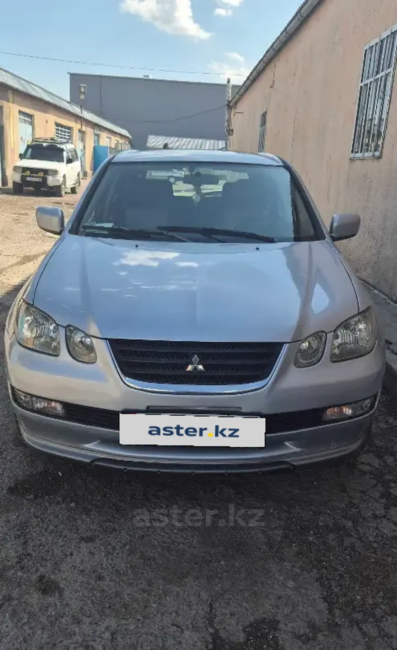 Mitsubishi Airtrek 2002 года за 3 000 000 тг. в Алматы фото 2