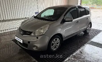 Nissan Note 2010 года за 3 000 000 тг. в Актобе фото 1