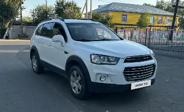 Chevrolet Captiva 2018 года за 7 000 000 тг. в Астана фото 3