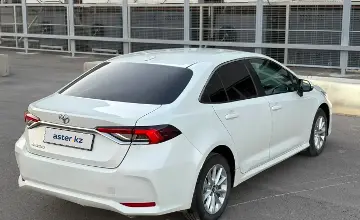 Toyota Corolla 2019 года за 8 600 000 тг. в Актобе