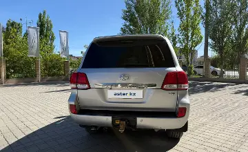 Toyota Land Cruiser 2008 года за 17 000 000 тг. в Актобе фото 3
