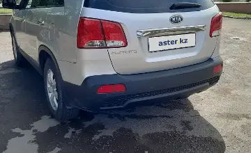 Kia Sorento 2012 года за 7 500 000 тг. в Астана фото 4