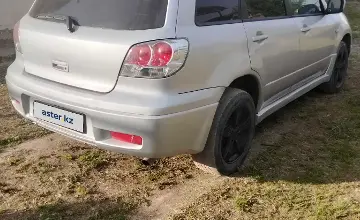 Mitsubishi Outlander 2004 года за 3 000 000 тг. в Алматы фото 3