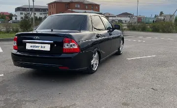 LADA (ВАЗ) Priora 2014 года за 3 600 000 тг. в Астана фото 3