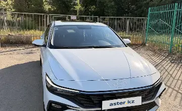 Hyundai Elantra 2024 года за 8 500 000 тг. в Семей фото 4
