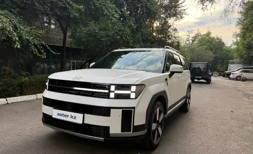 Hyundai Santa Fe 2024 года за 19 500 000 тг. в Алматы