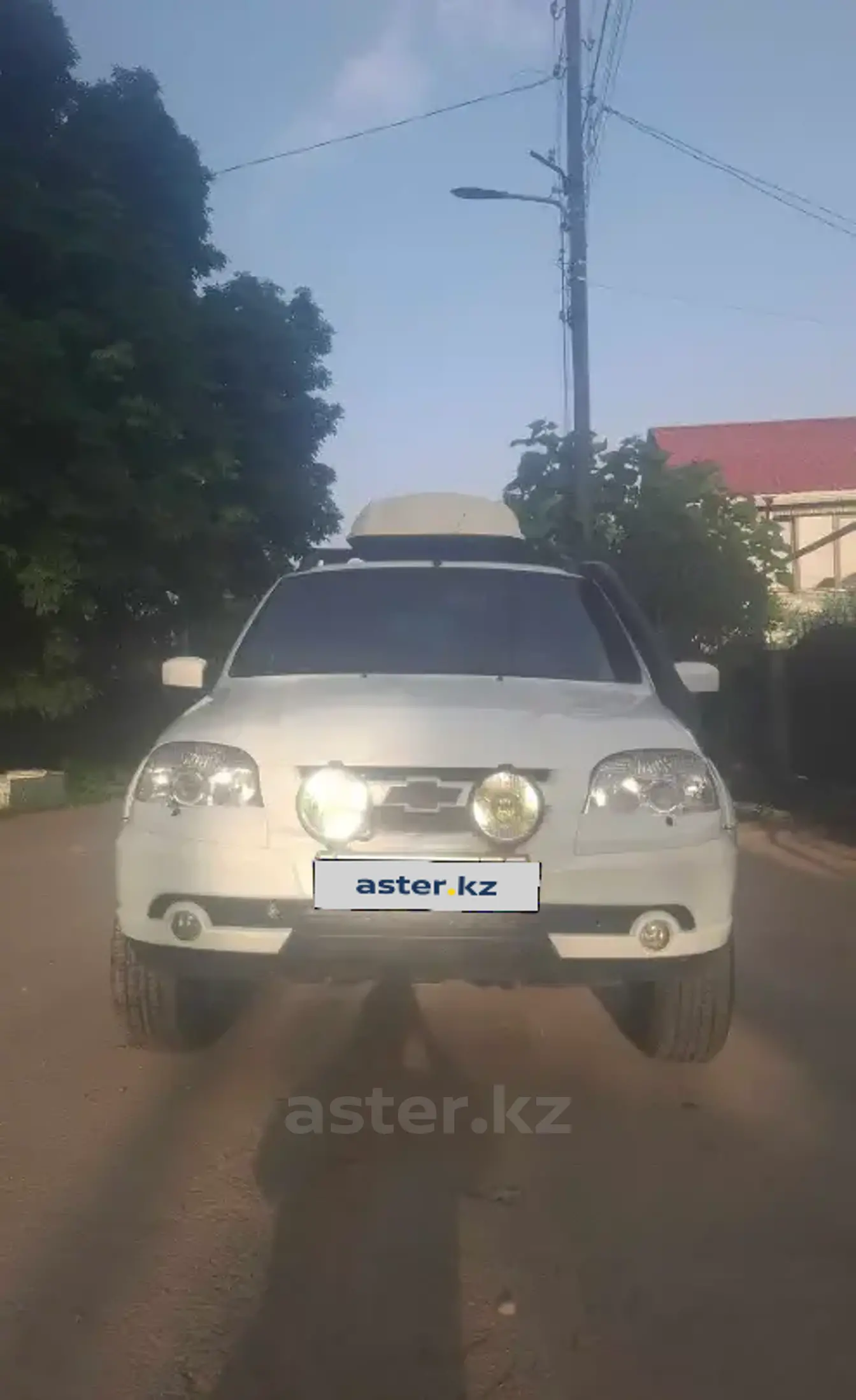 Chevrolet Niva 2014 года за 3 100 000 тг. в Алматы фото 2