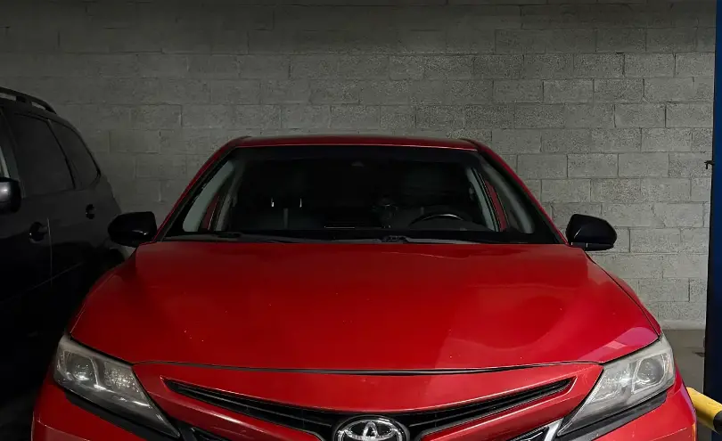 Toyota Camry 2021 года за 9 000 000 тг. в Усть-Каменогорск