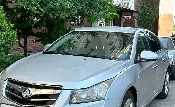 Chevrolet Cruze 2013 года за 3 600 000 тг. в Астана фото 2