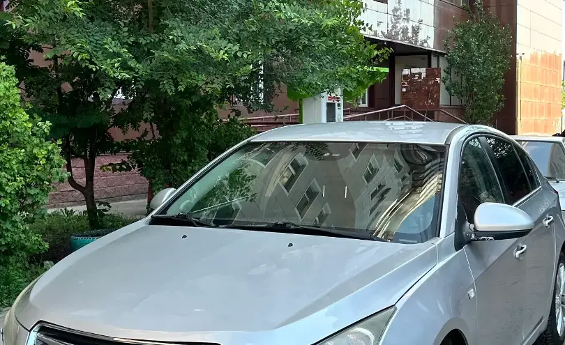 Chevrolet Cruze 2013 года за 3 600 000 тг. в Астана