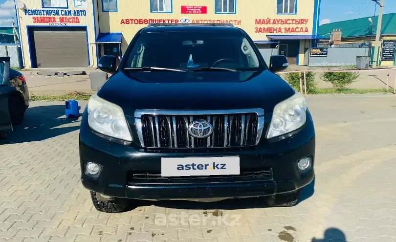 Toyota Land Cruiser Prado 2012 года за 15 000 000 тг. в Актобе