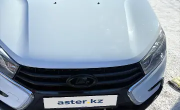 LADA (ВАЗ) Vesta 2018 года за 4 800 000 тг. в Астана фото 4
