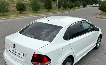 Volkswagen Polo 2015 года за 4 500 000 тг. в Шымкент фото 2